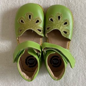 Livie and Luca size 13 girls shoes